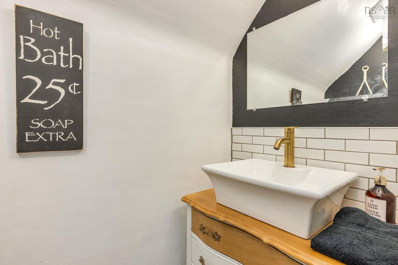 3597 Highway 1, St. Bernard, NS