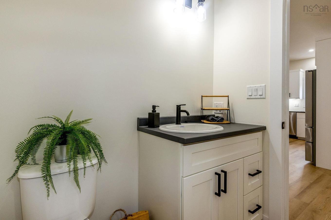 1914 Irwin Lake Rd, Hilden, NS