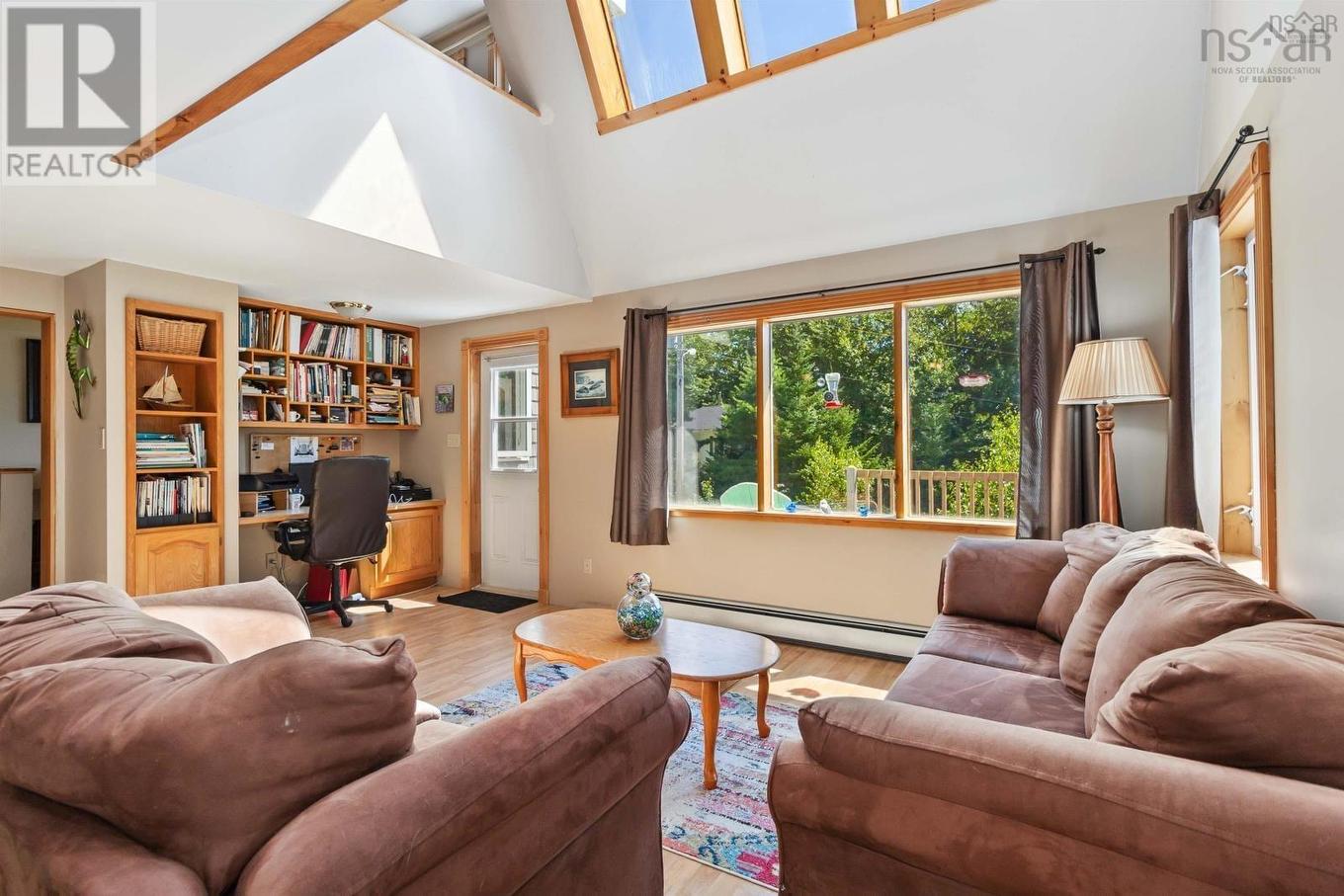 187 Hartz Point Road, Shelburne, NS