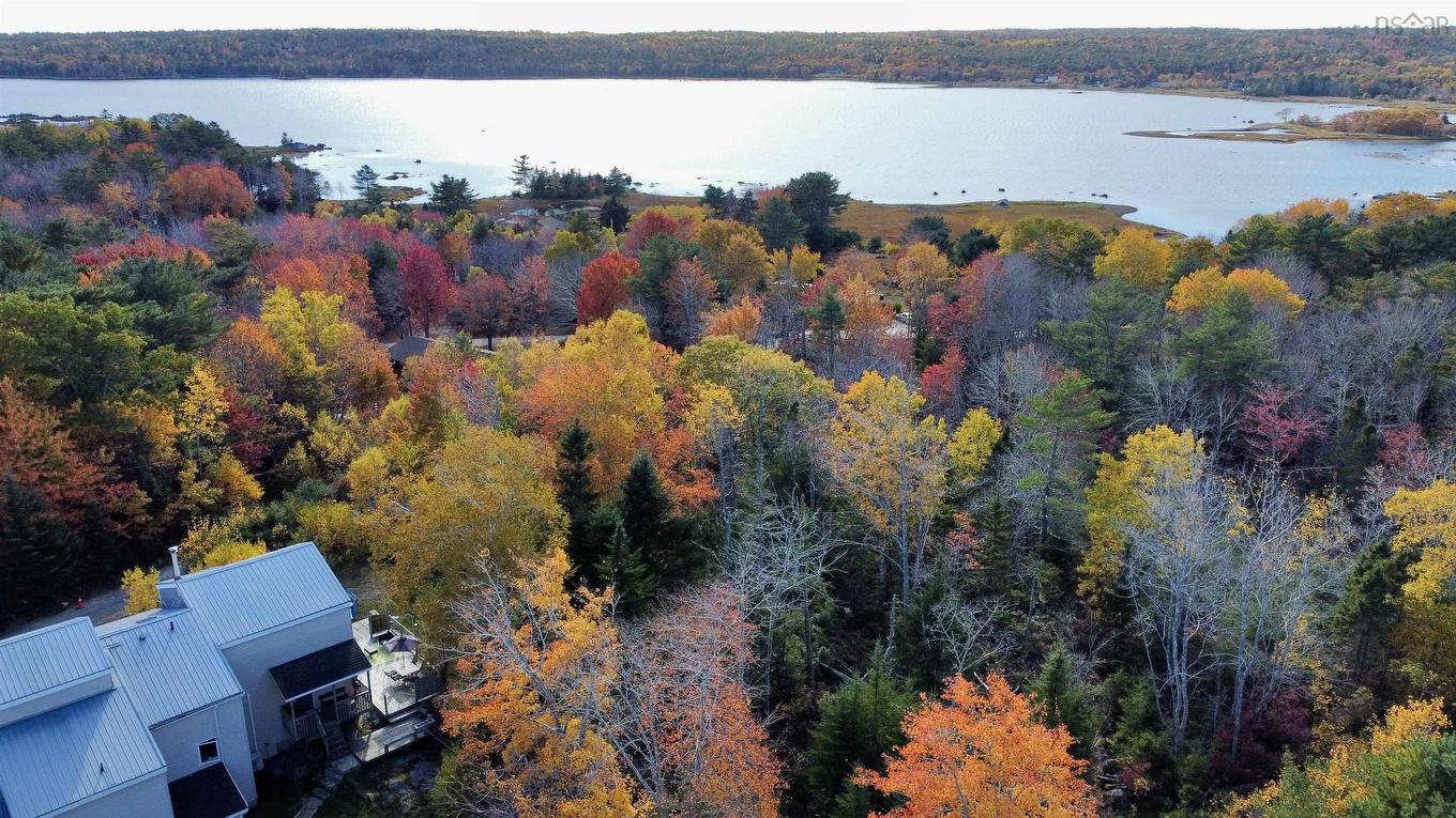 187 Hartz Point Road, Shelburne, NS