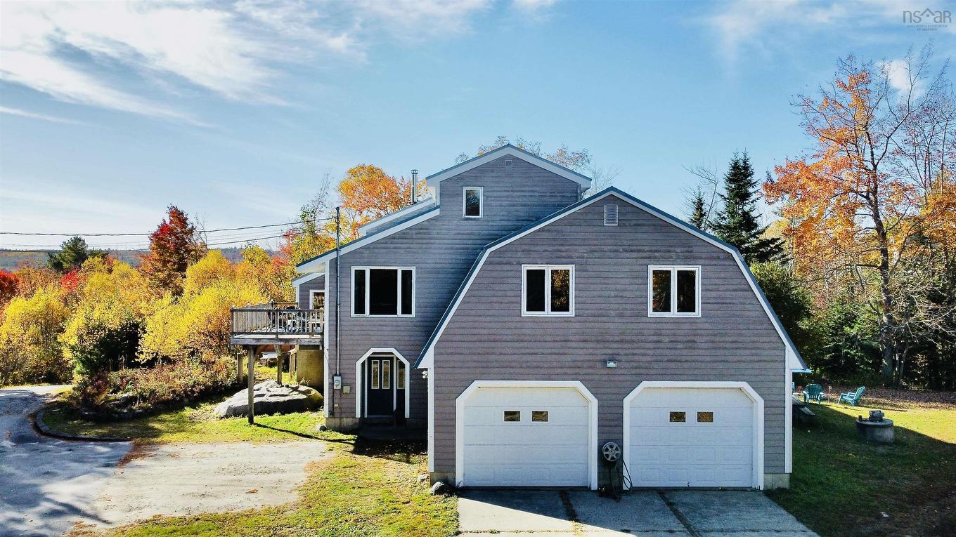 187 Hartz Point Road, Shelburne, NS