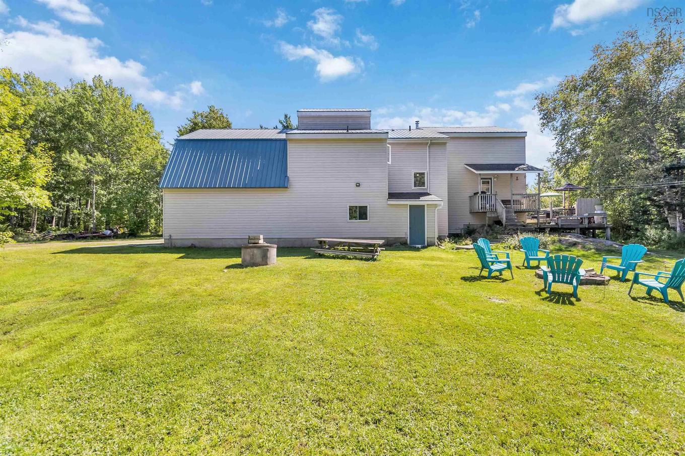 187 Hartz Point Road, Shelburne, NS