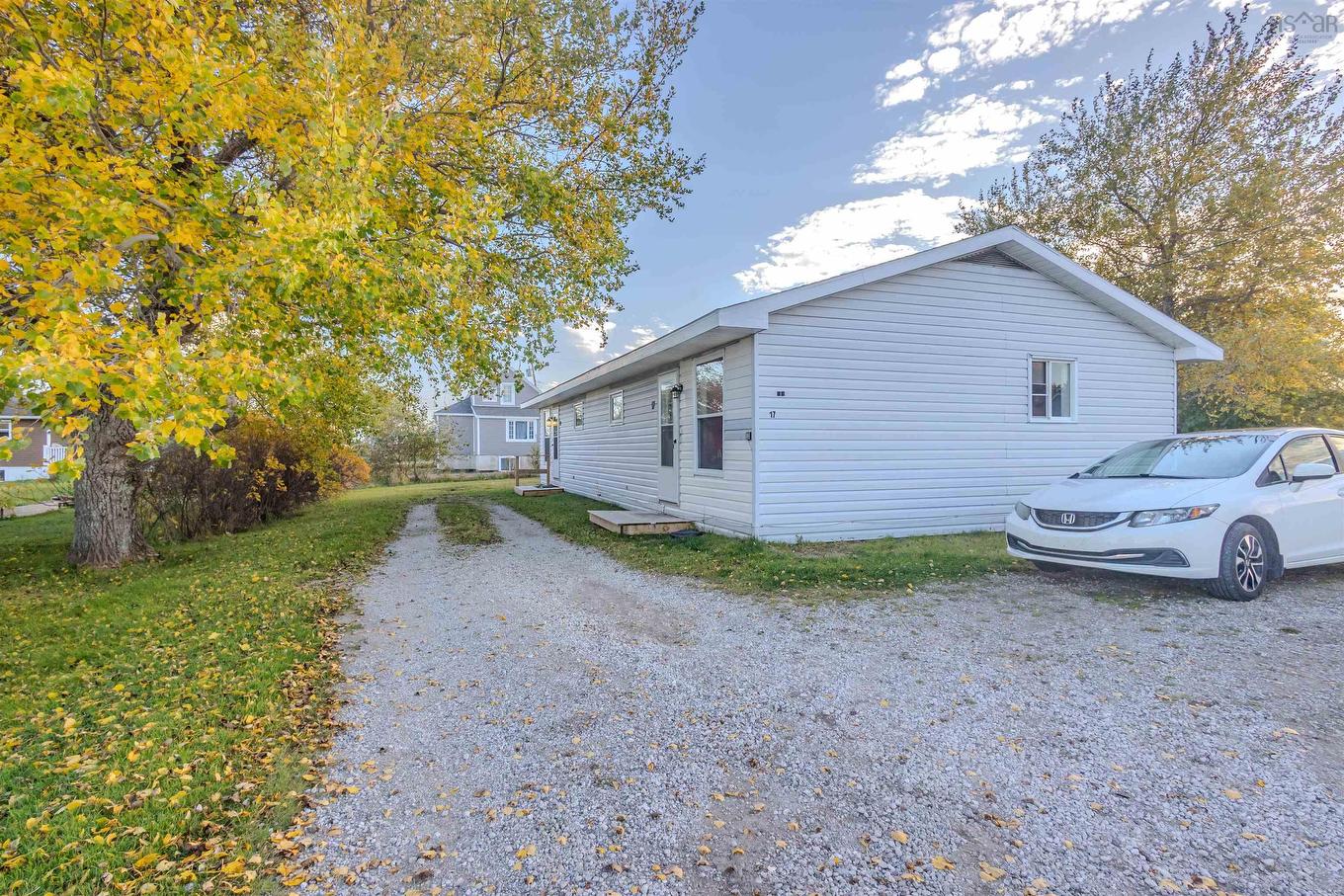 19 Holland Street, Reserve Mines, NS