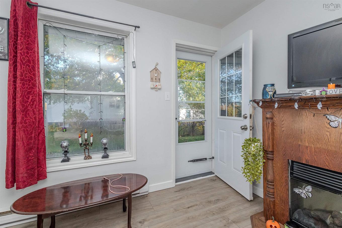 19 Holland Street, Reserve Mines, NS