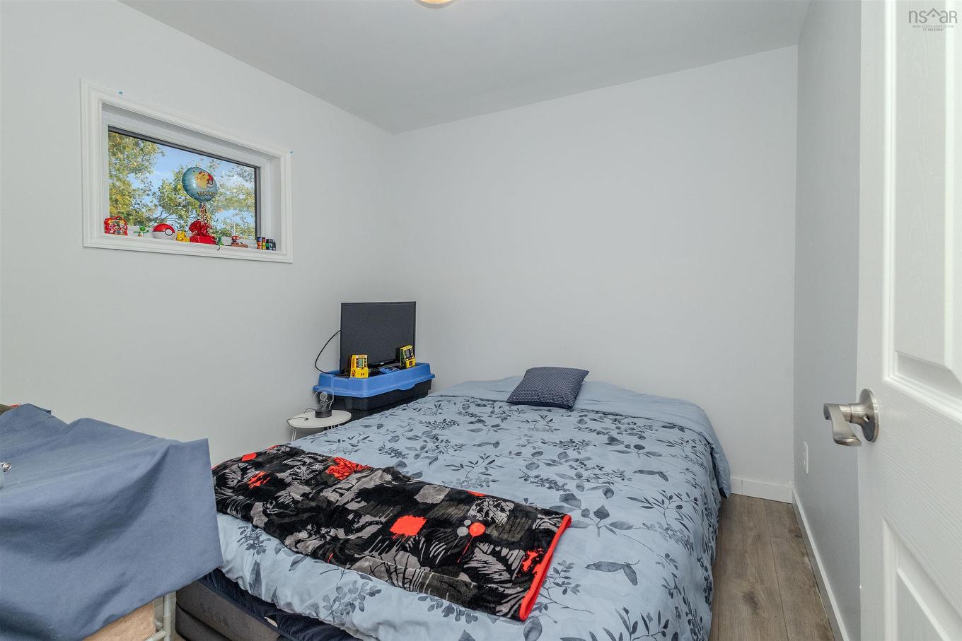 19 Holland Street, Reserve Mines, NS