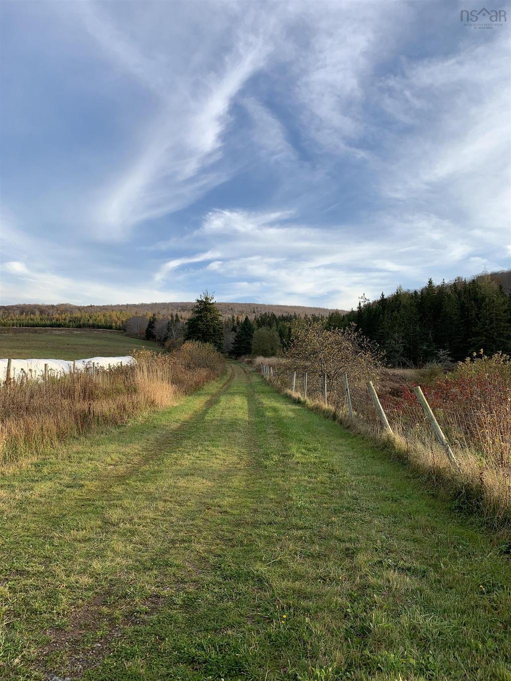 Lot Whycocomagh-Mabou Road, Skye Glen, NS