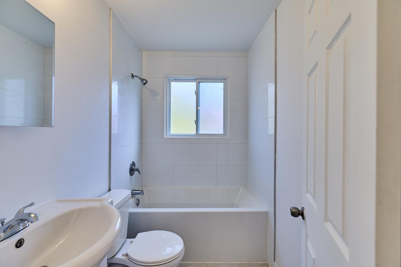 Bathroom - 3-930 Rue Raoul-Bruneau, Sherbrooke (Les Nations), QC - Indoor Photo Showing Bathroom