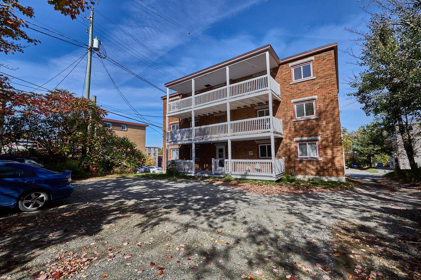 Back facade - 3-930 Rue Raoul-Bruneau, Sherbrooke (Les Nations), QC - Outdoor