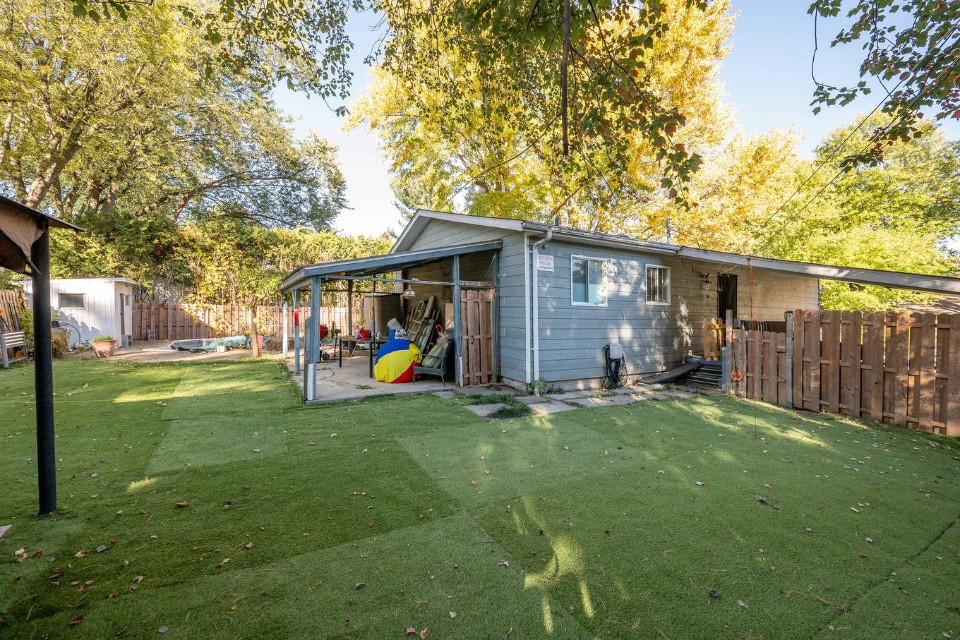 Backyard - 335 15E Avenue E., Venise-En-Québec, QC - Outdoor