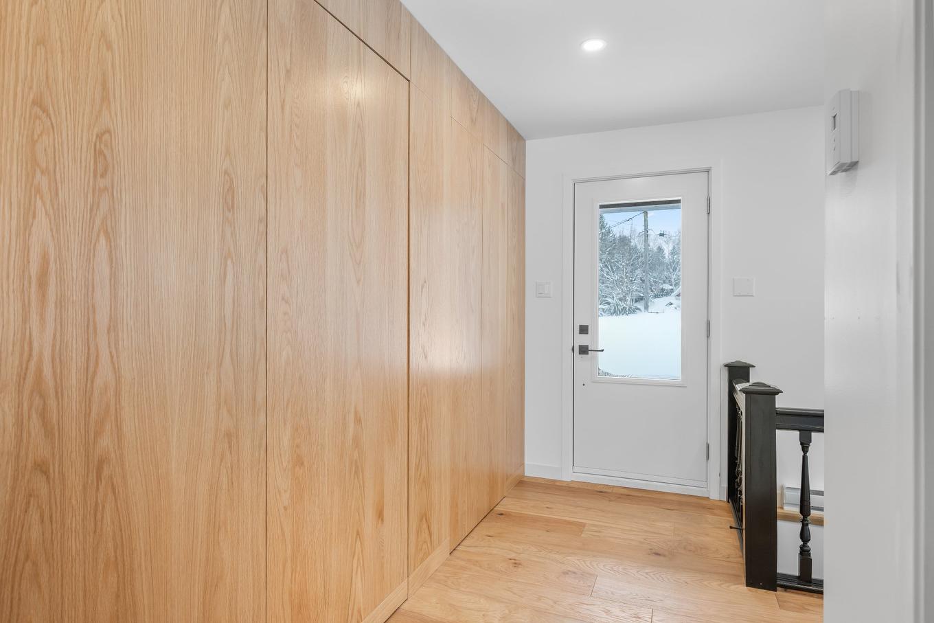 Hall d'entrée/Vestibule - 160 Rue L'Allier, Labelle, QC - Indoor Photo Showing Other Room