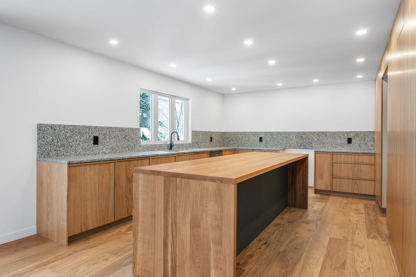 Cuisine - 160 Rue L'Allier, Labelle, QC - Indoor Photo Showing Kitchen