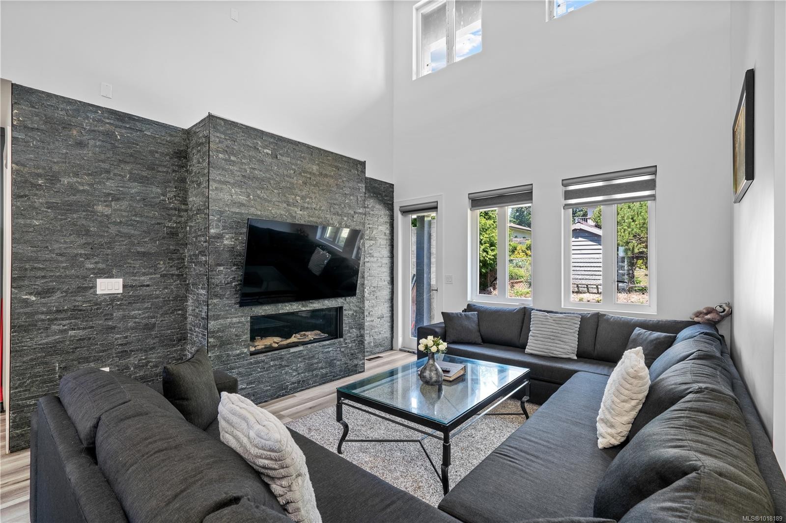 146 Cadillac Ave, Saanich, BC