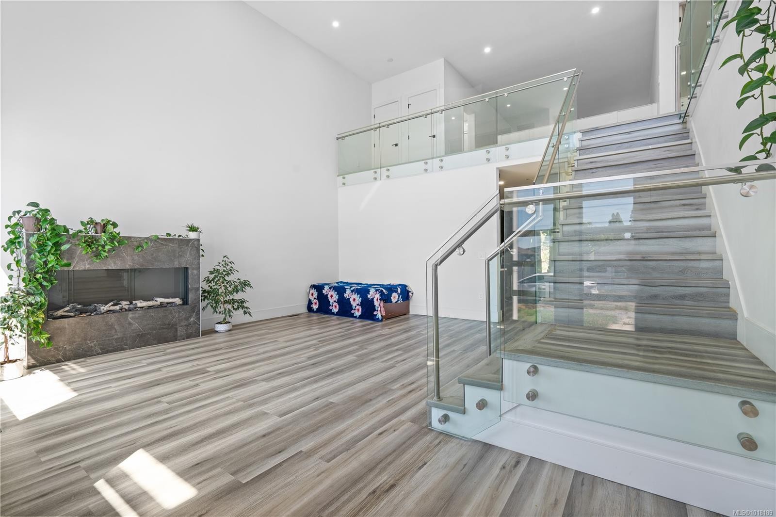 146 Cadillac Ave, Saanich, BC