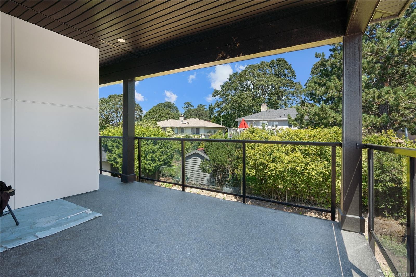 146 Cadillac Ave, Saanich, BC