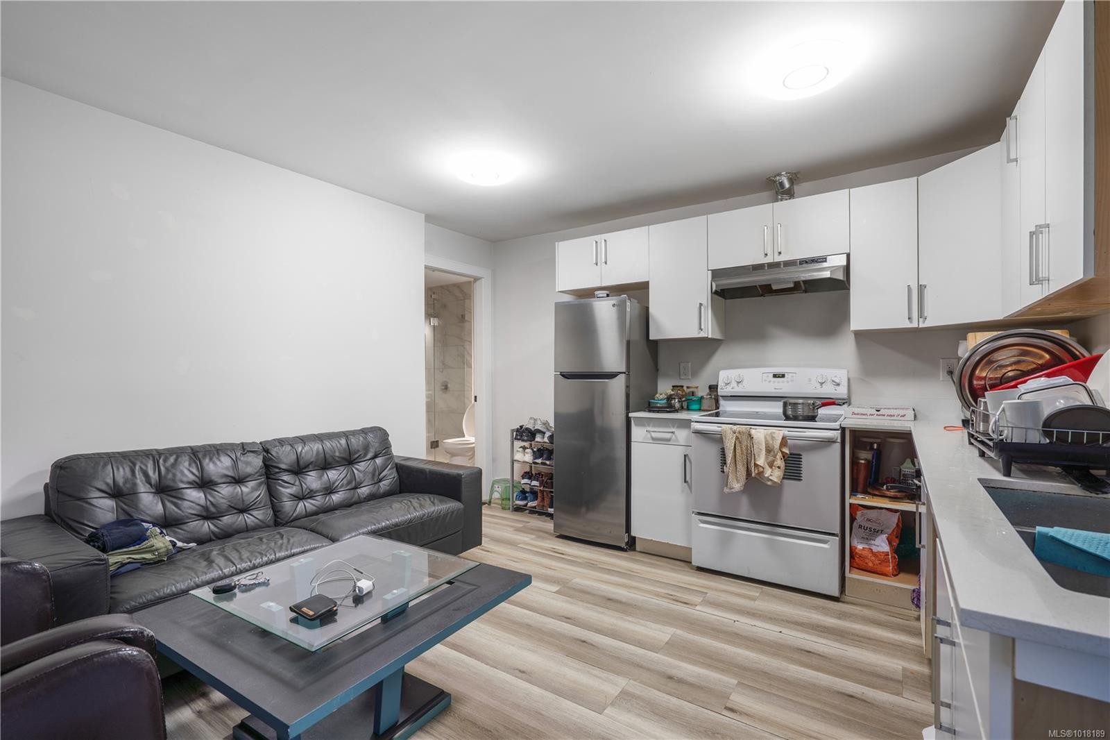 146 Cadillac Ave, Saanich, BC