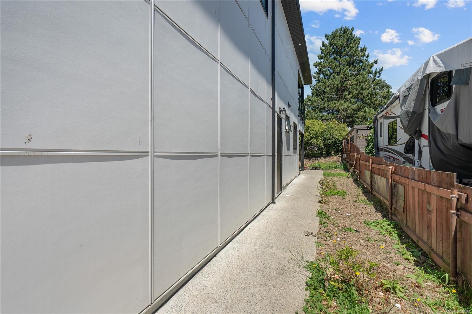 146 Cadillac Ave, Saanich, BC