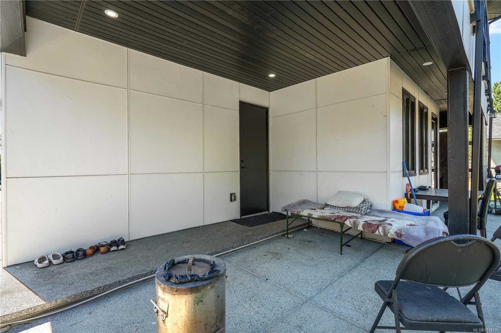 146 Cadillac Ave, Saanich, BC