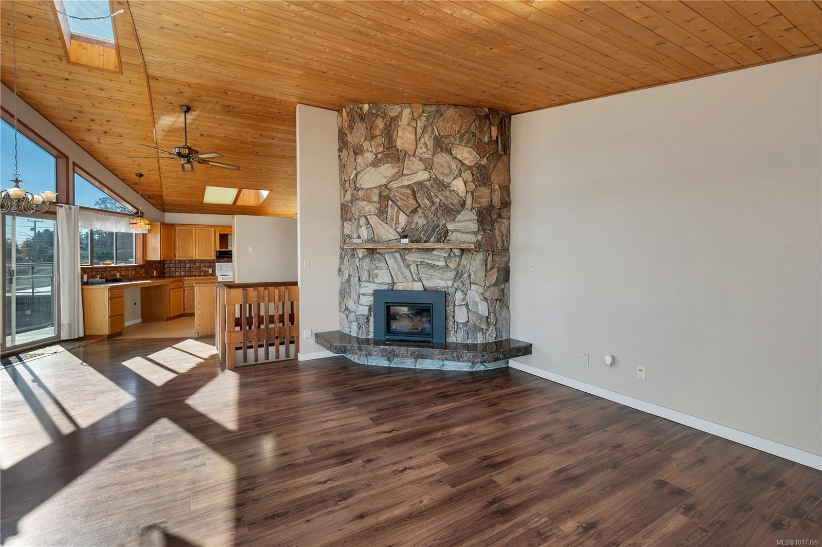 2946 Island Hwy South, Campbell River, BC