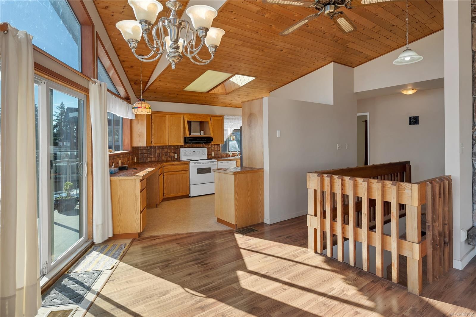 2946 Island Hwy South, Campbell River, BC