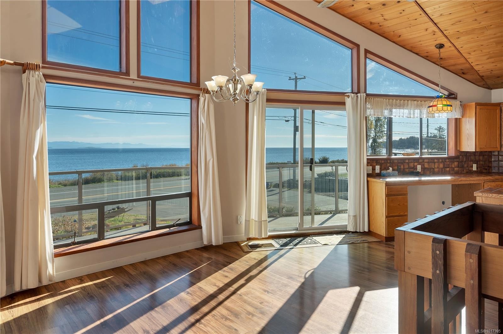 2946 Island Hwy South, Campbell River, BC