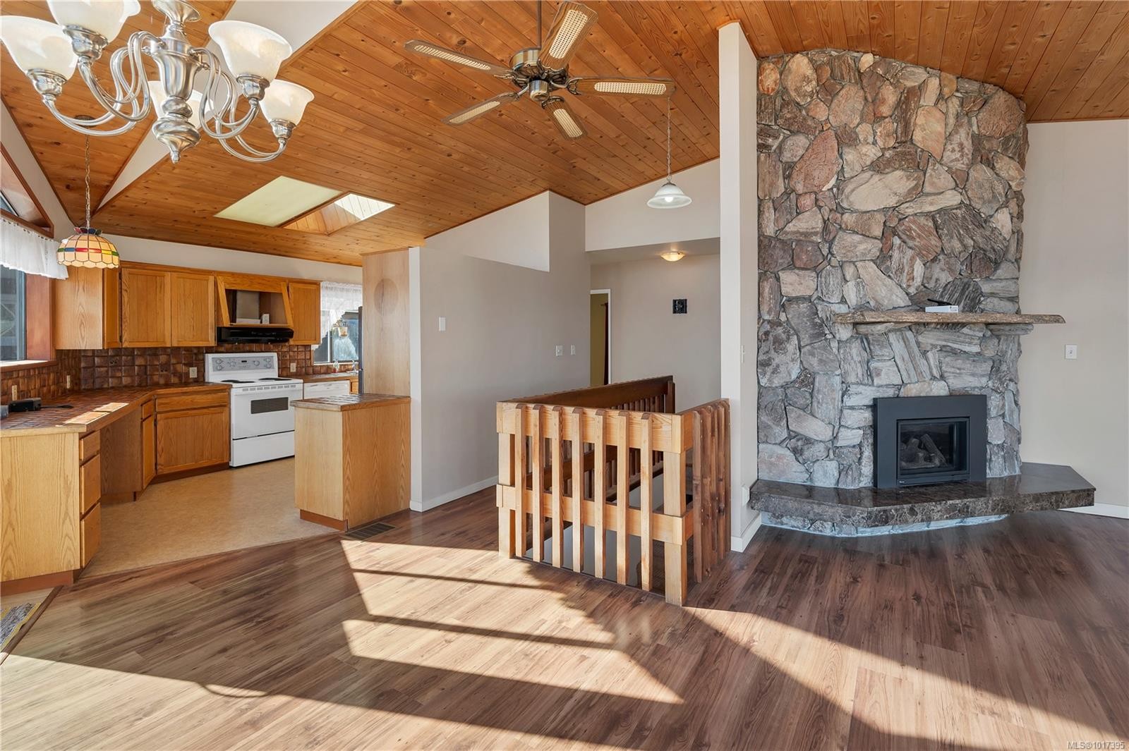 2946 Island Hwy South, Campbell River, BC