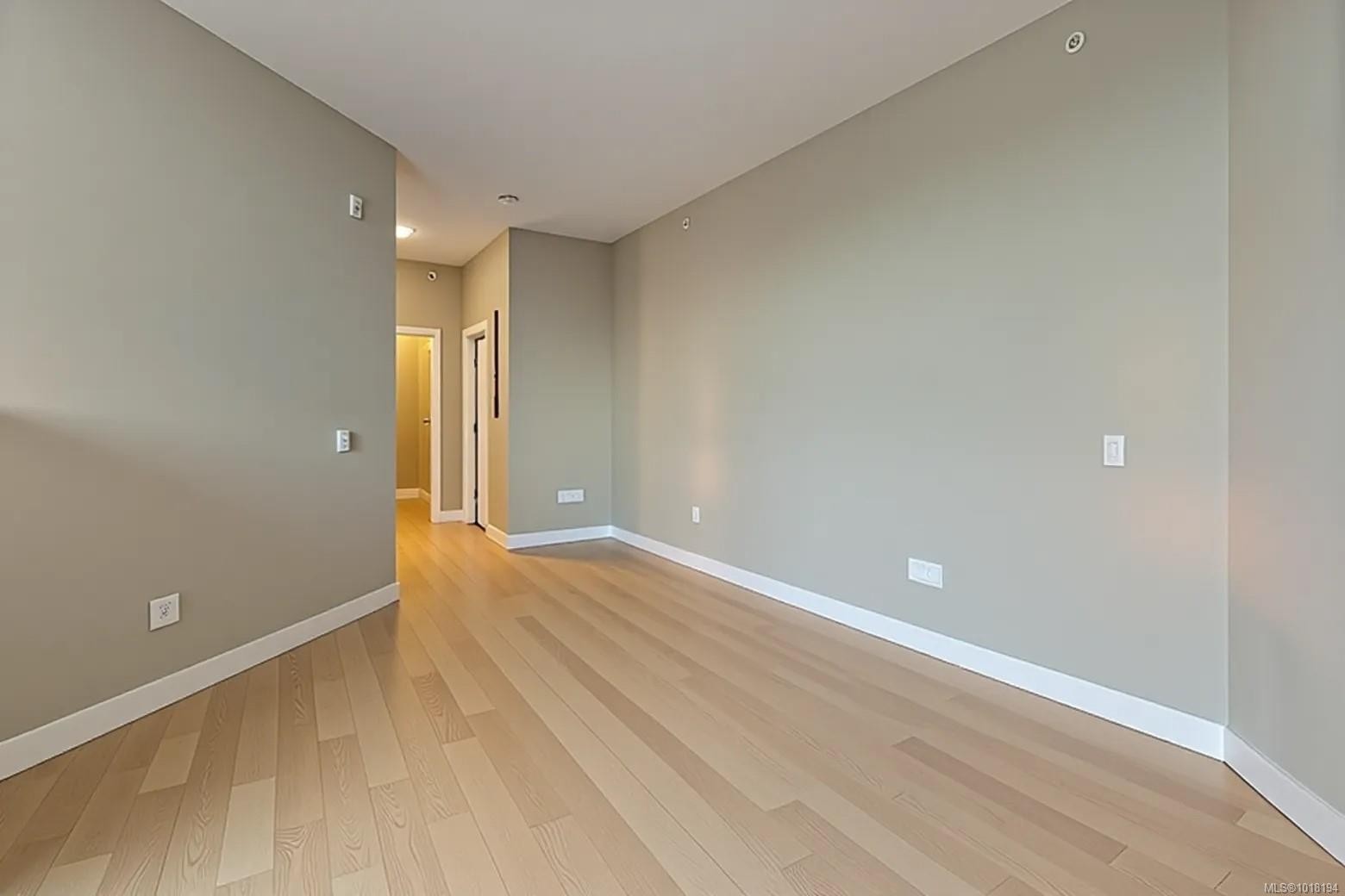 604-3529 Dolphin Dr, Nanoose Bay, BC - Indoor Photo Showing Other Room