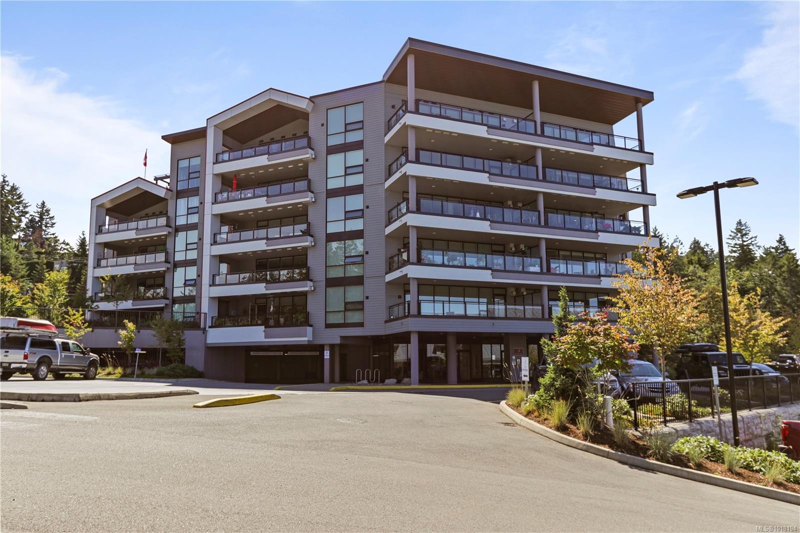 604-3529 Dolphin Dr, Nanoose Bay, BC - Outdoor