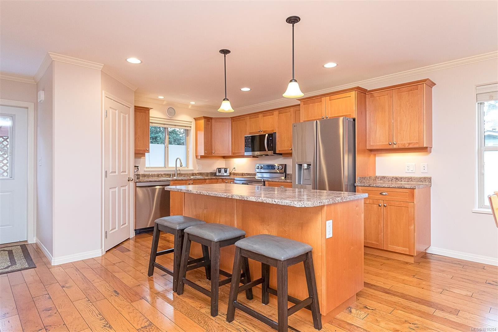 1747 Whiffin Spit Rd, Sooke, BC