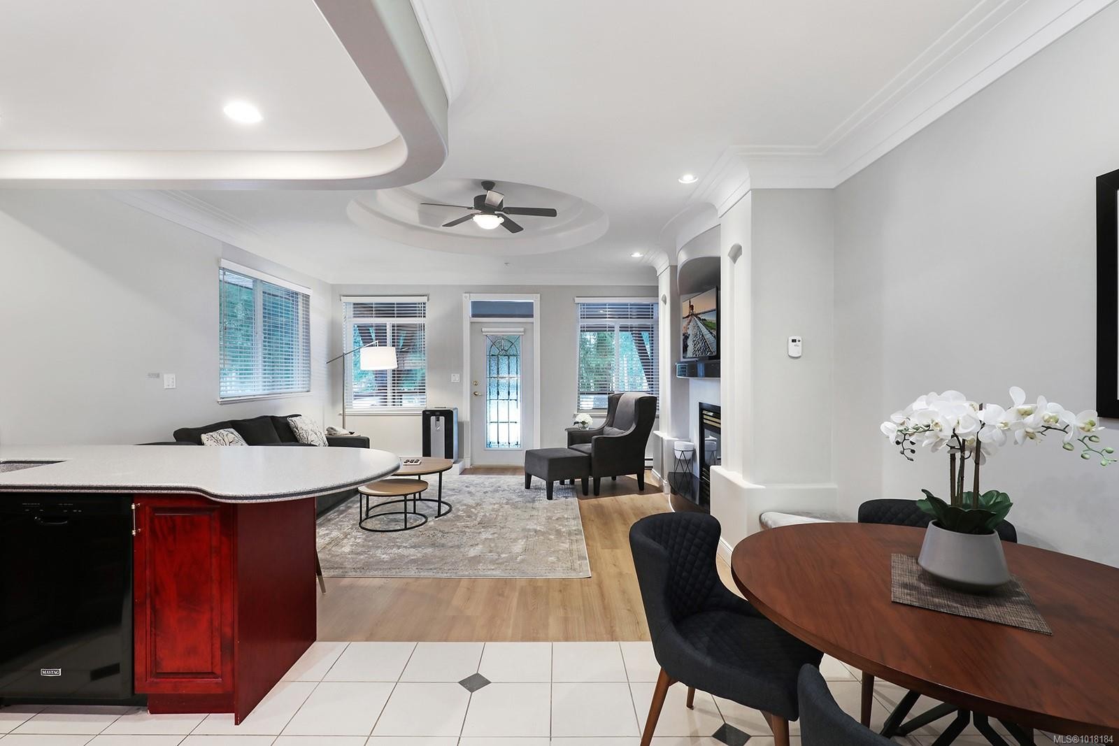 907/908A-366 Clubhouse Dr, Courtenay, BC - Indoor Photo Showing Dining Room