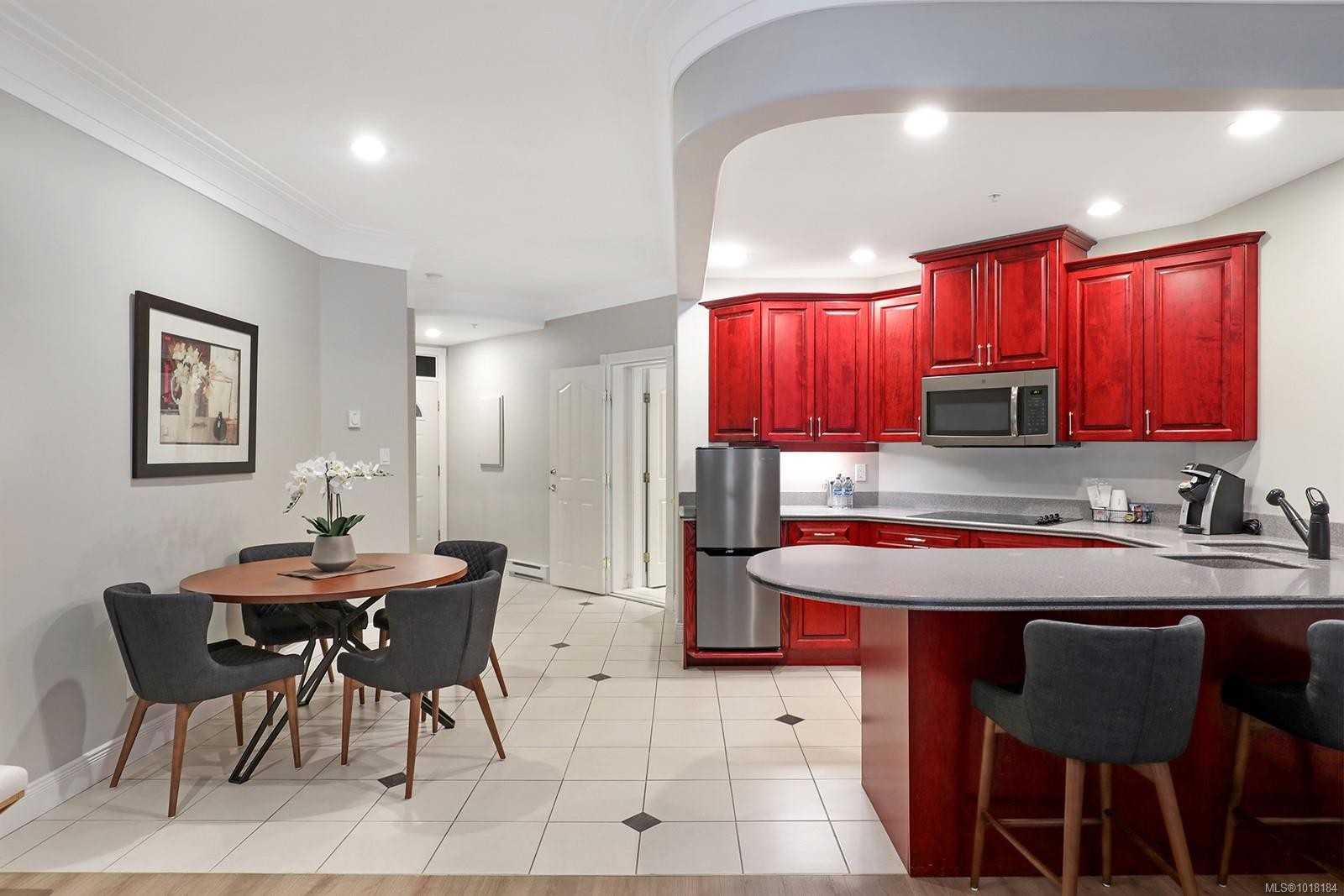 907/908A-366 Clubhouse Dr, Courtenay, BC - Indoor