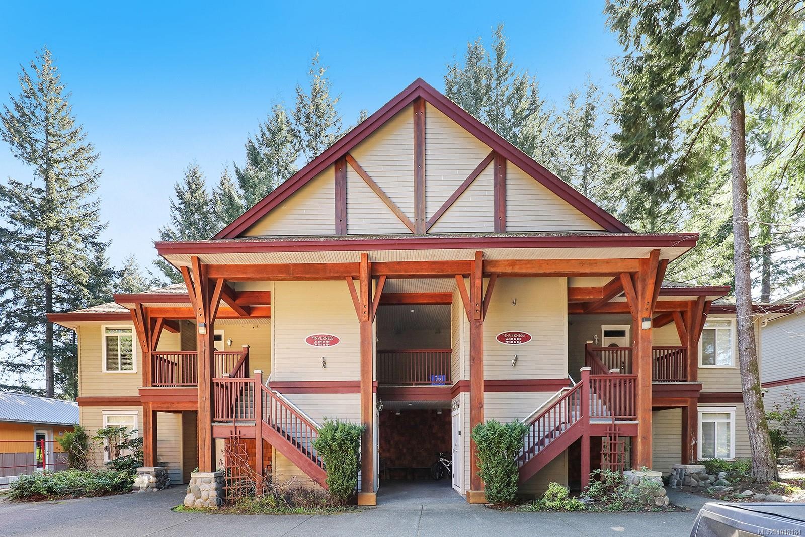 907/908A-366 Clubhouse Dr, Courtenay, BC - Outdoor With Facade