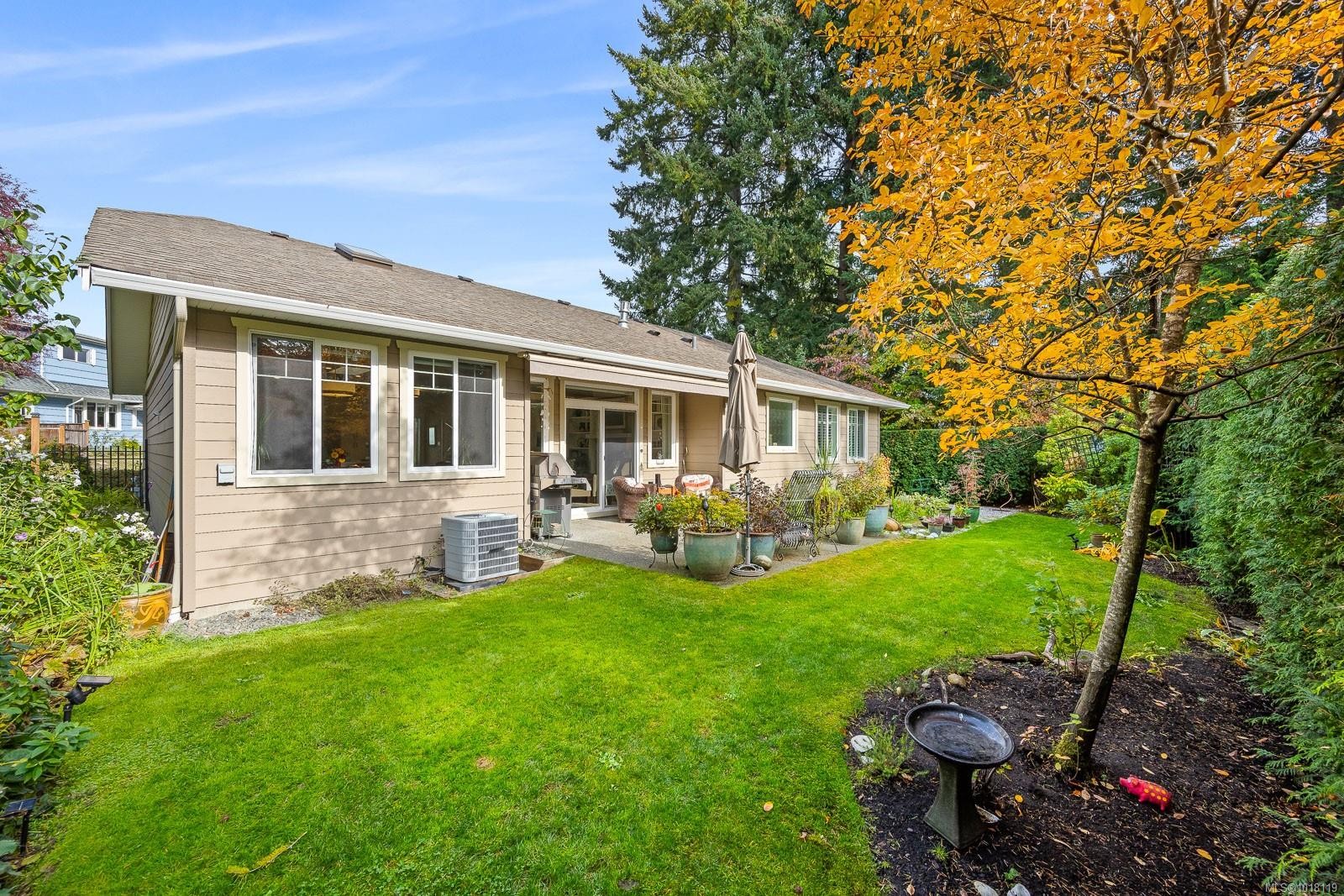 1861 Queens Ave, Comox, BC