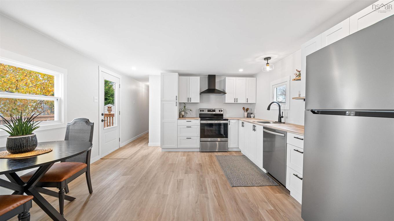 18 Earleton Avenue, Dartmouth, NS