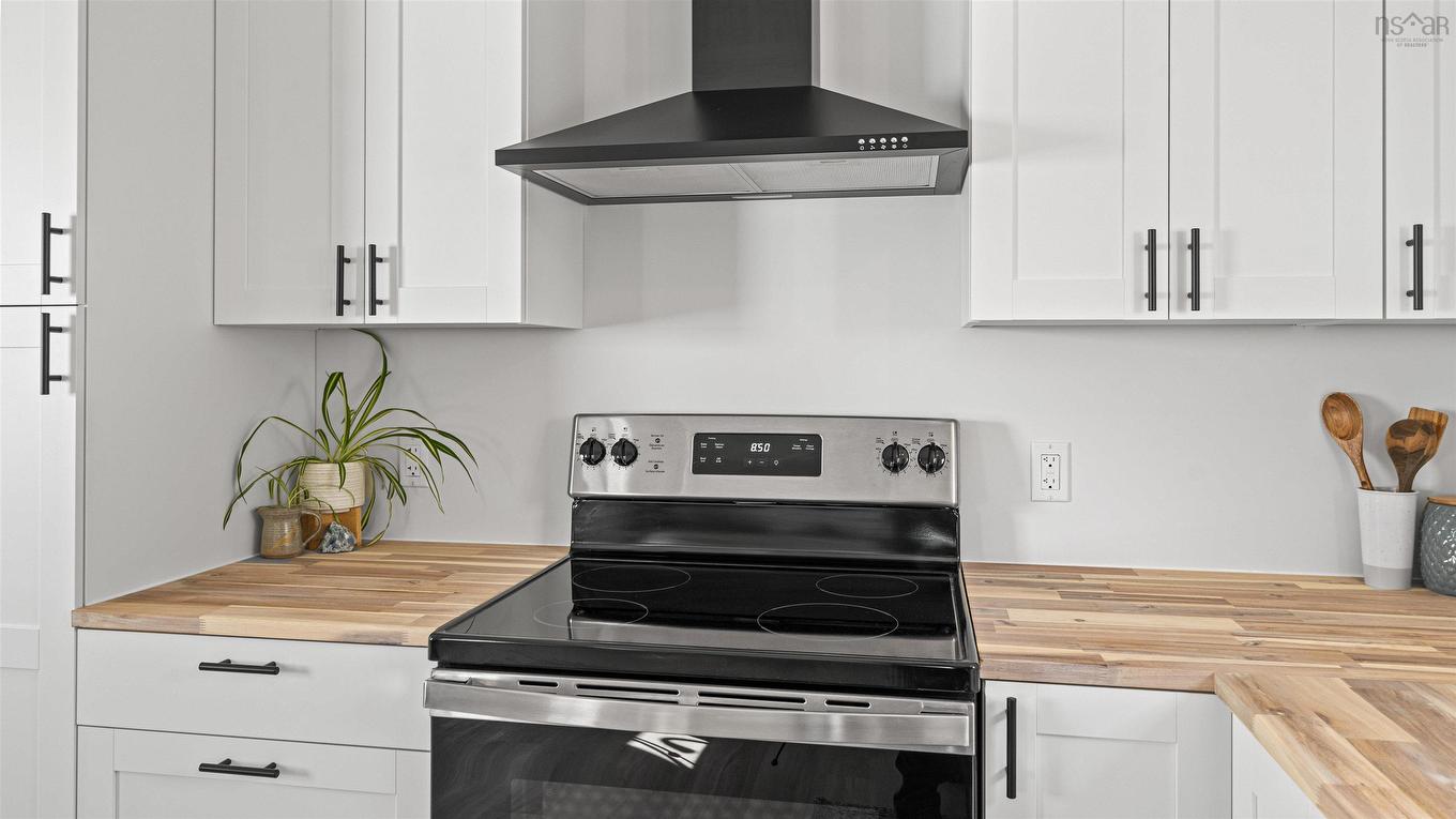 18 Earleton Avenue, Dartmouth, NS