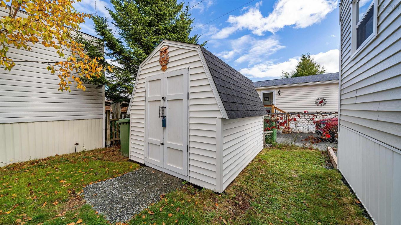 18 Earleton Avenue, Dartmouth, NS