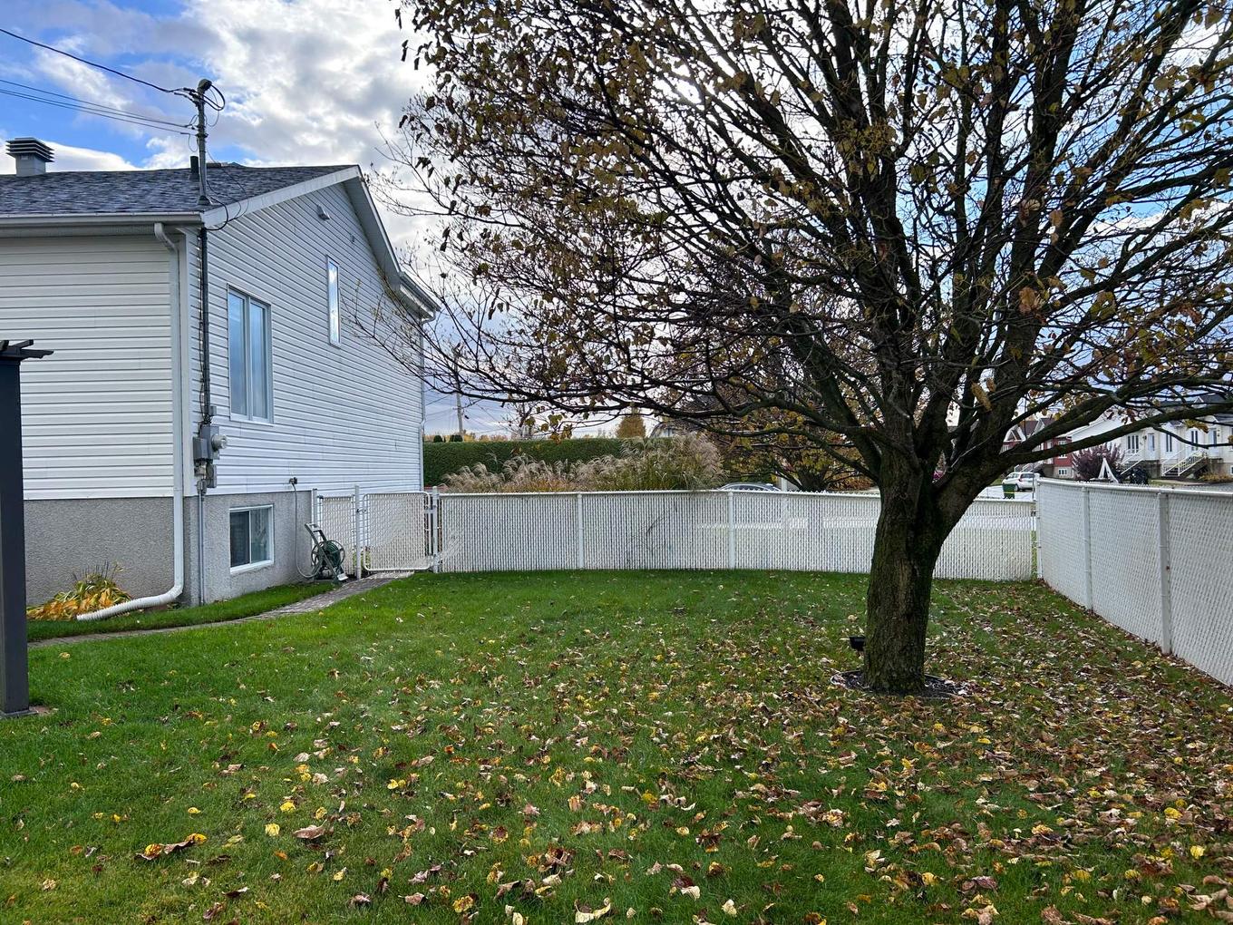 Cour - 930 Rue Des Huarts, Drummondville, QC - Outdoor