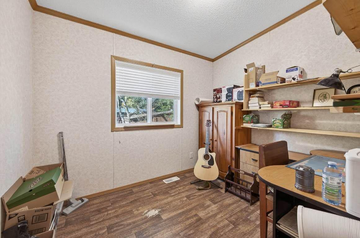 436 Hydro Road, Clearwater, BC - Indoor