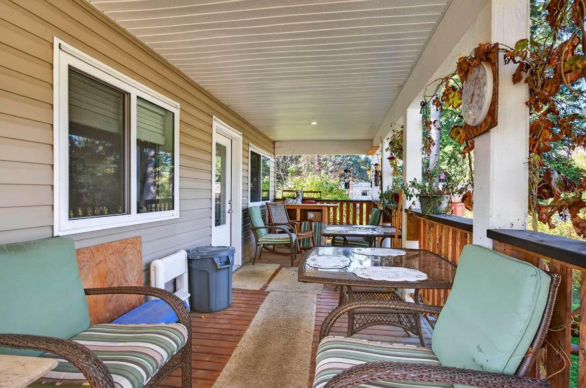 436 Hydro Road, Clearwater, BC - Outdoor With Deck Patio Veranda With Exterior