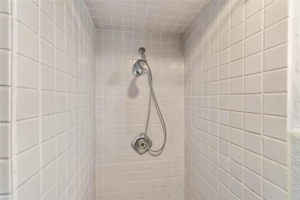 1217 Mesa Vista Drive, Ashcroft, BC - Indoor Photo Showing Bathroom