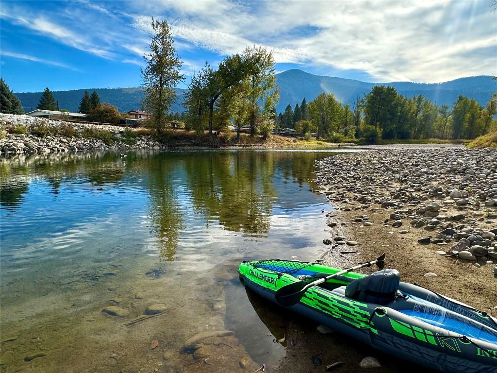 6380 12Th Street, Grand Forks, BC