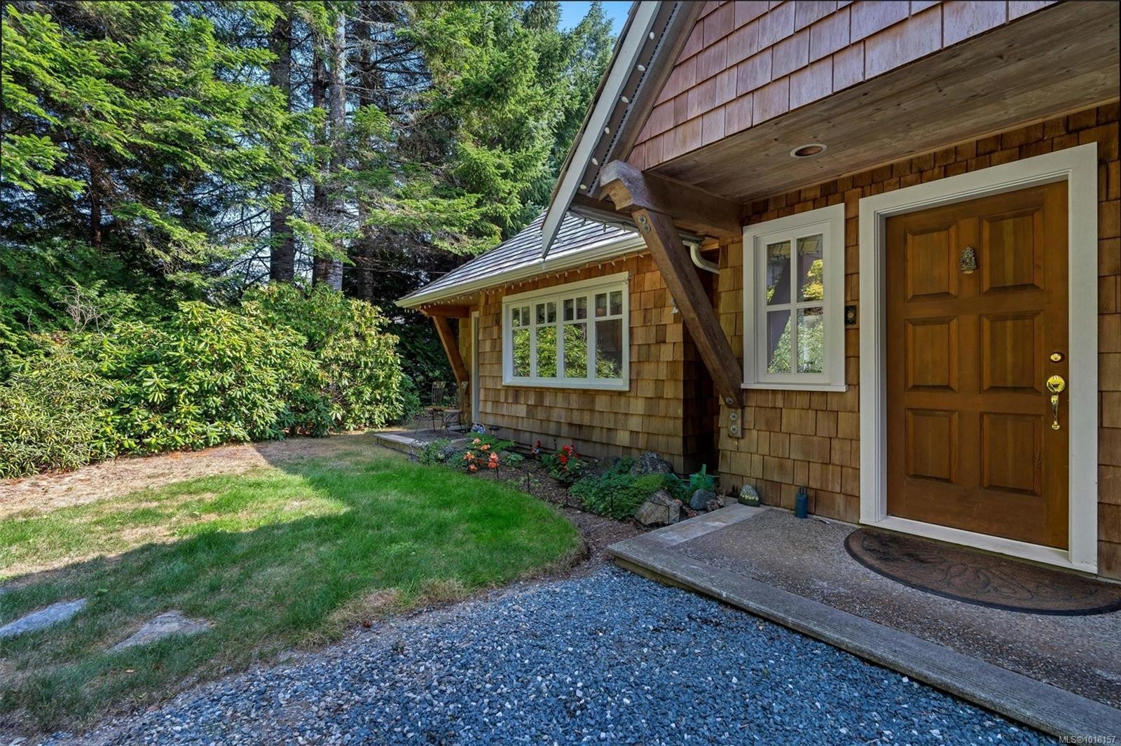 9259 Invermuir Rd, Sooke, BC