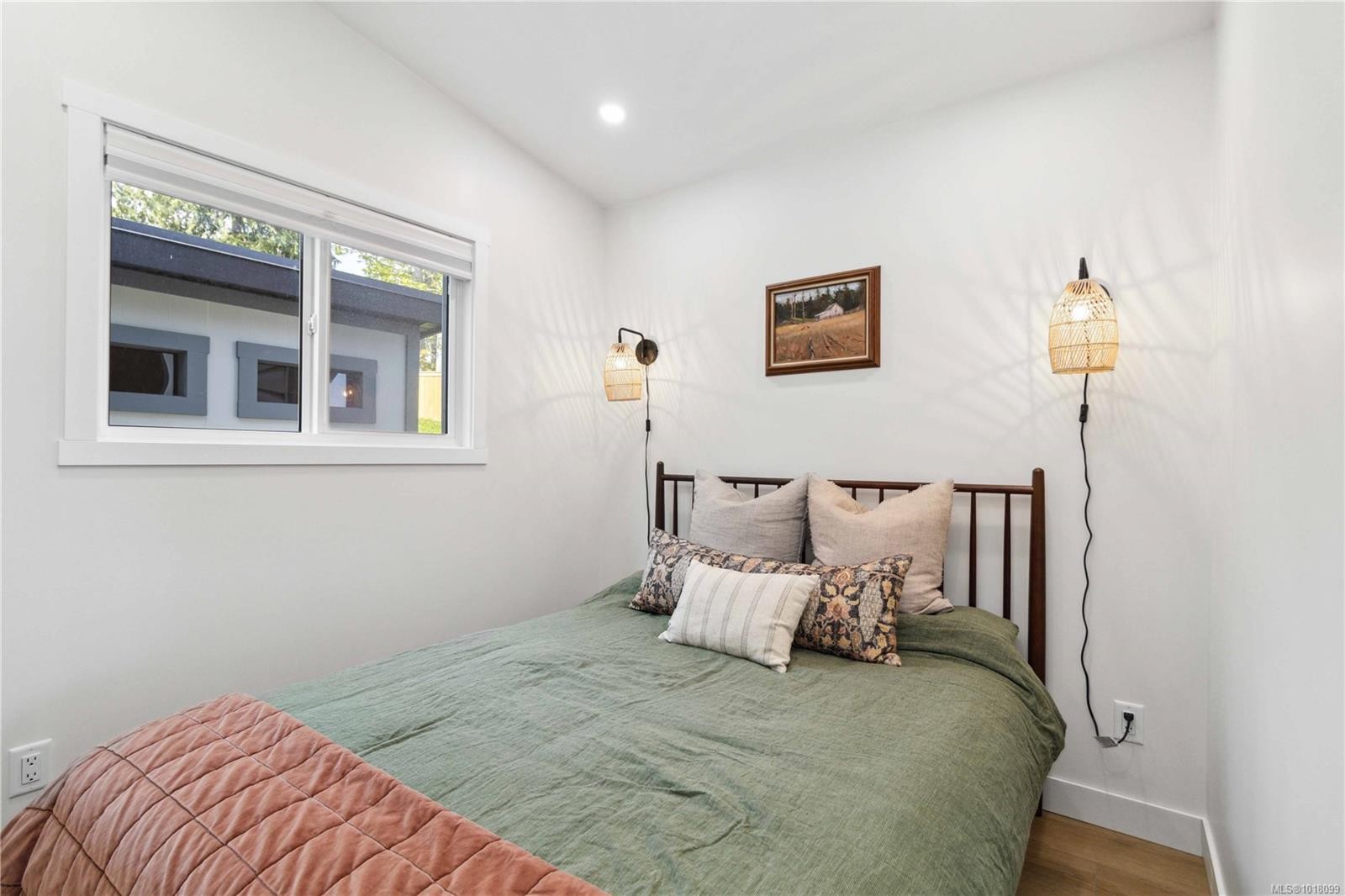 504-747 Old Place Rd, Central Saanich, BC