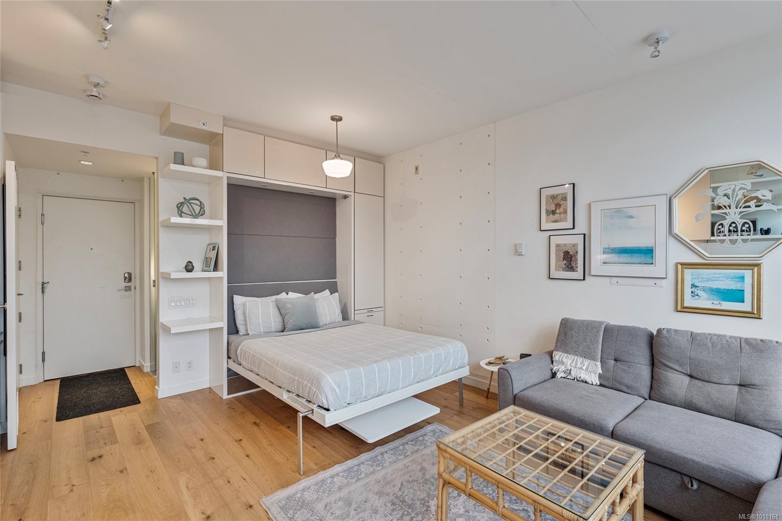 211-456 Pandora Ave, Victoria, BC - Indoor