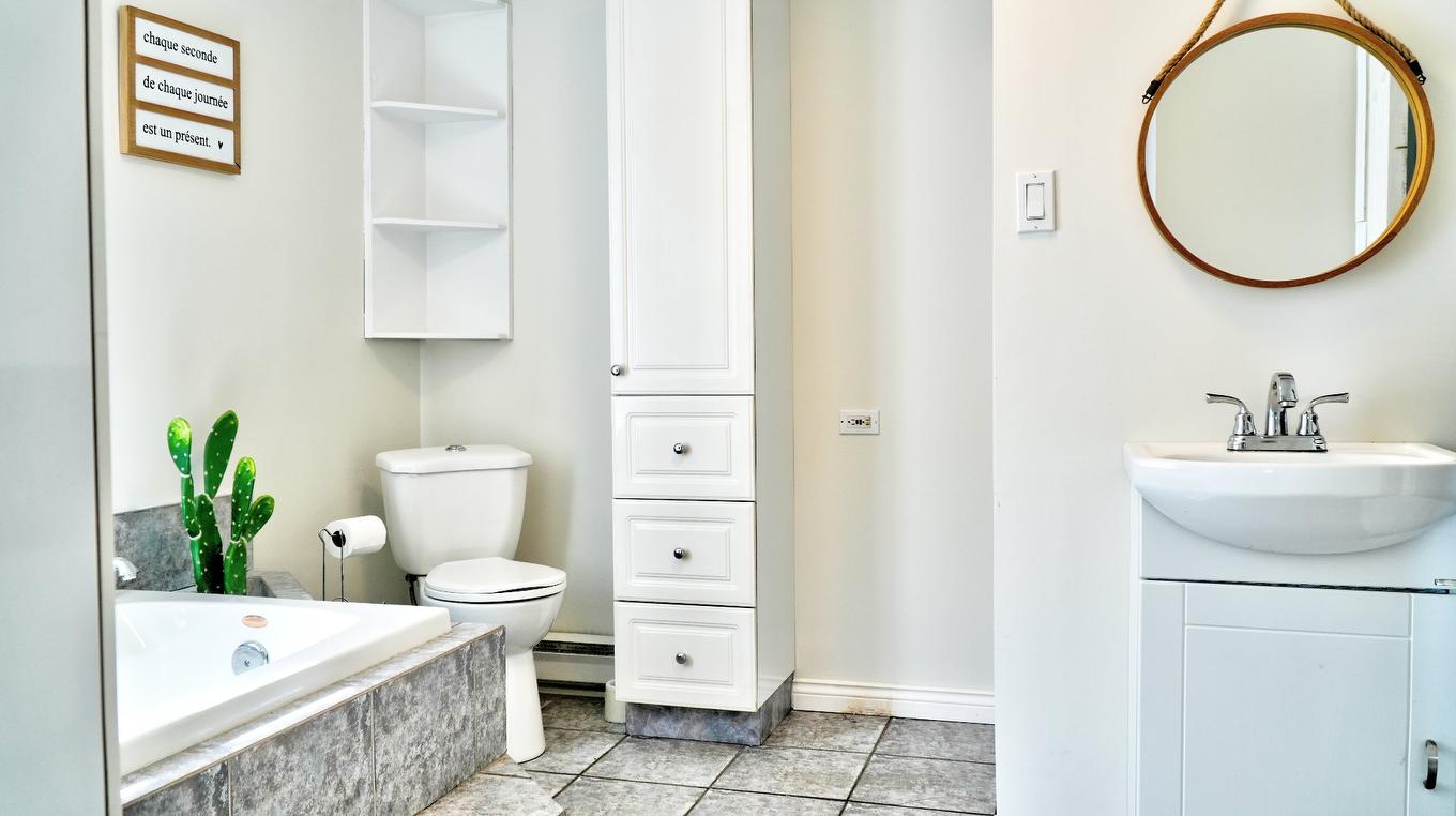 Salle de bains - 183 1Er Rang De Shenley N., Saint-Martin, QC - Indoor Photo Showing Bathroom