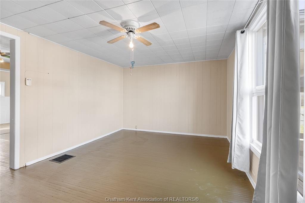 18 Richmond Street, Chatham, ON