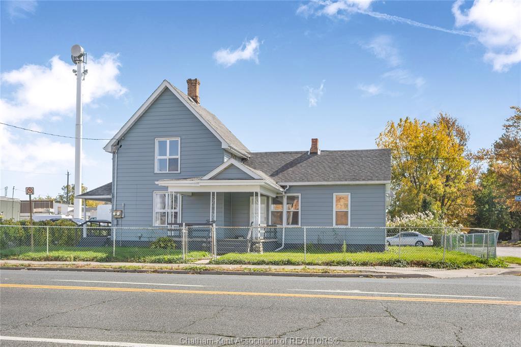 18 Richmond Street, Chatham, ON