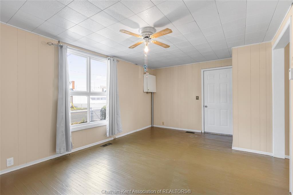 18 Richmond Street, Chatham, ON