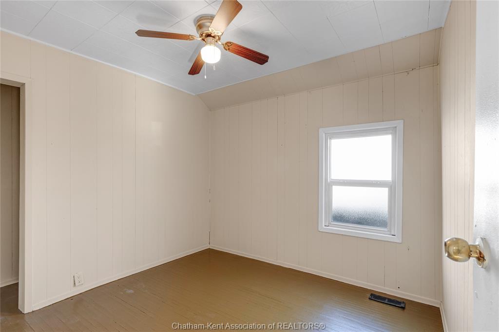 18 Richmond Street, Chatham, ON