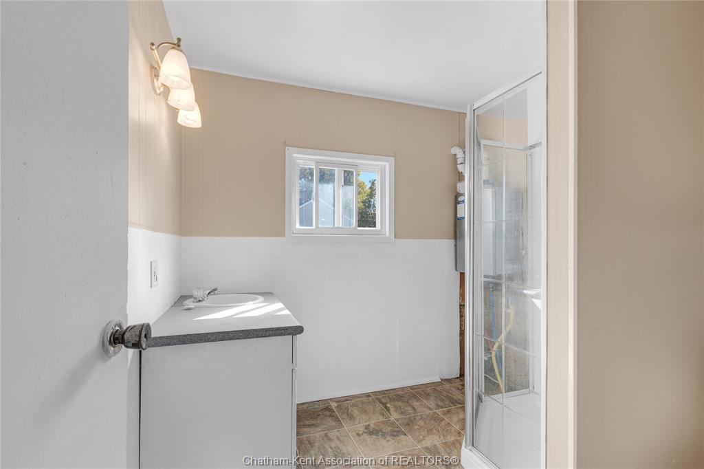 18 Richmond Street, Chatham, ON