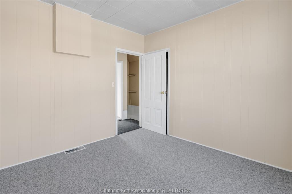 18 Richmond Street, Chatham, ON